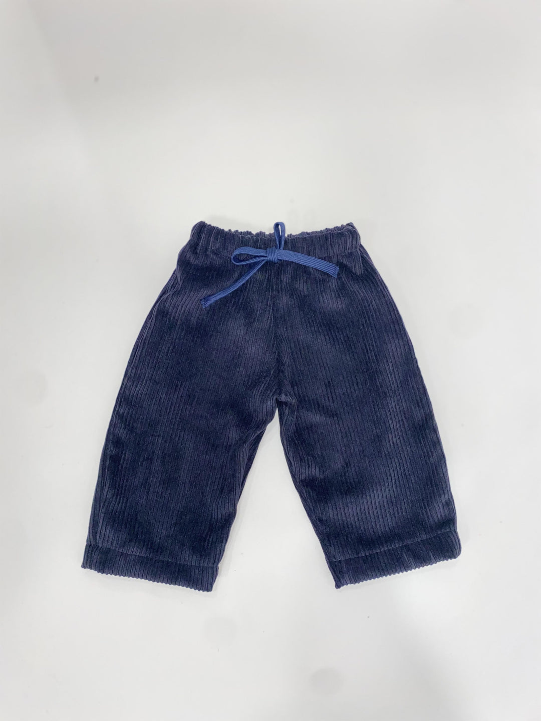 Pantaloni in velluto a coste morbido MATTIA 103 Mantì 