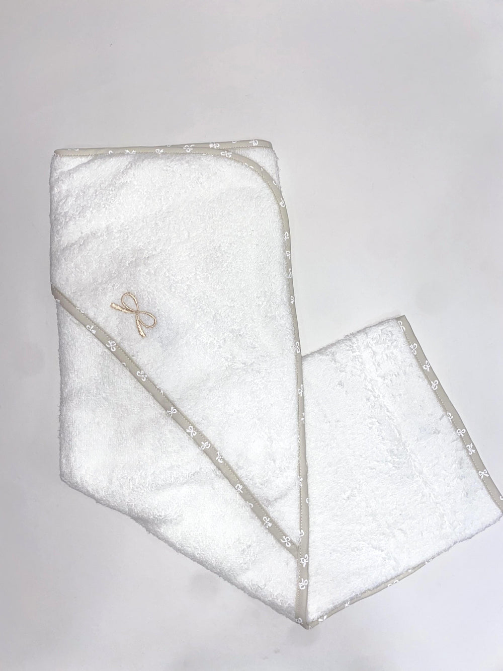 Triangolo da bagno con dettagli fiocchi beige MFAC4 BS NINNAOH 