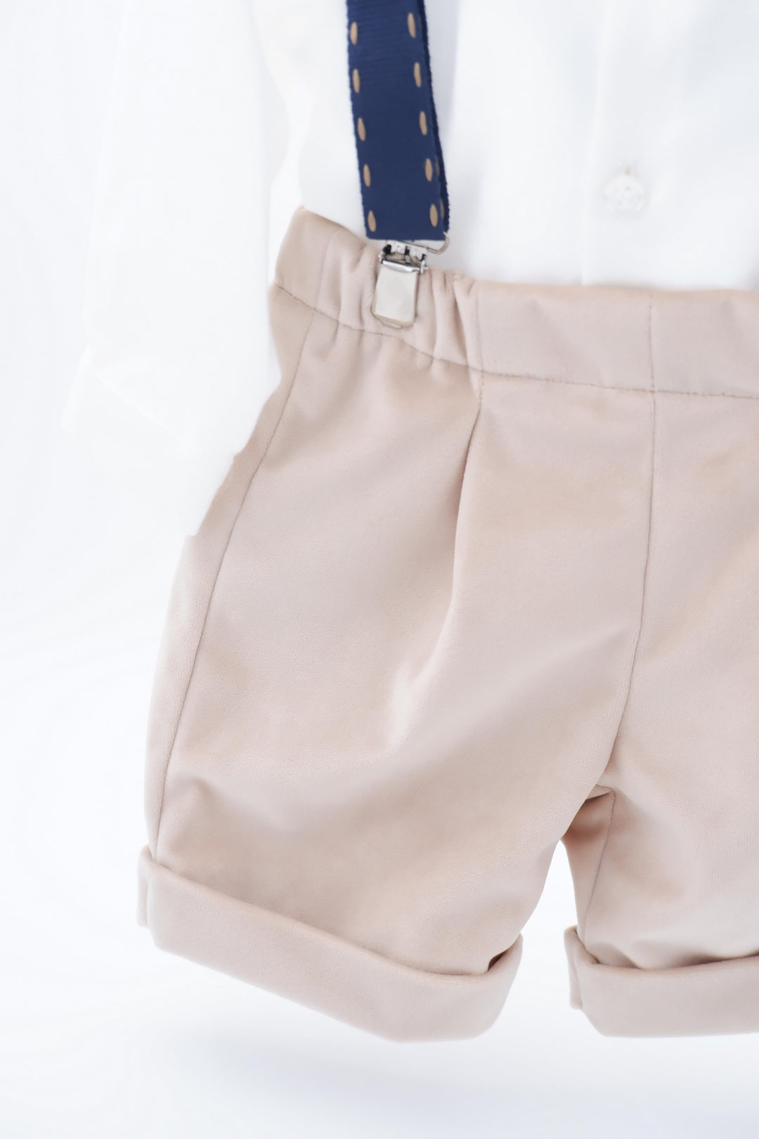 Completo con bretelle (pantalone begie) CB6770 BS Teto e Tatta 