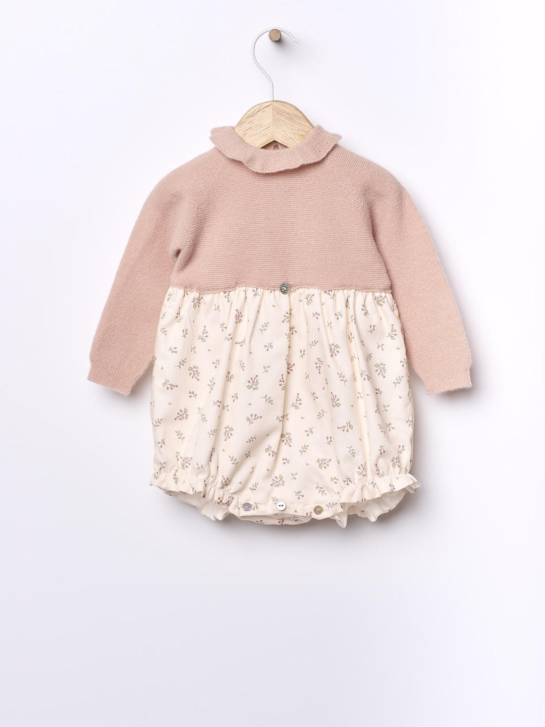 Pagliaccetto a maniche lunghe con stampa floreale 02405F 90 WEDOBLE 