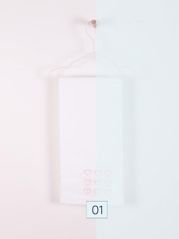 Quadrato in cotone con cuori 19968F 01 WEDOBLE 