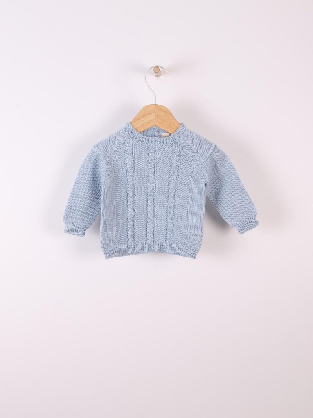 Maglione in lana merino con trecce 08301A 01 WEDOBLE 