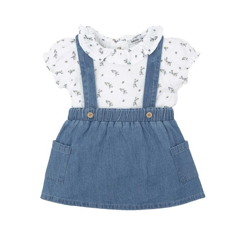 Completo bambina, con salopette in jeans con gonnellina e camicina a fantasia. <BR/> 42477 JE BABIDU 