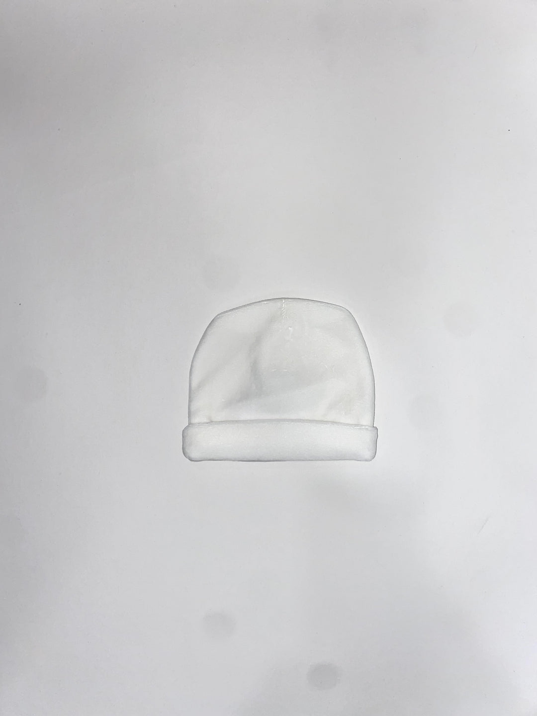 Cappellino in ciniglia con ricamo azzurro CA8180 BC Teto e Tatta 